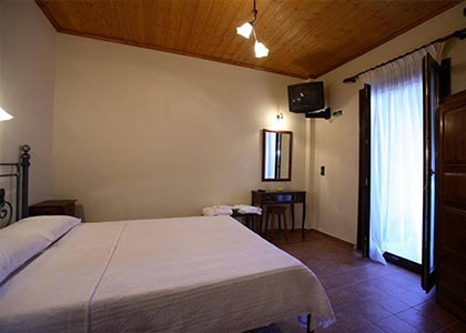 Mirsinia Apartments