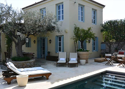 Villa with Pool